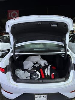 بي واي دي Qin Plus